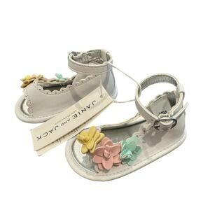 Janie and Jack White Floral Kids Sandals Size 3-6M